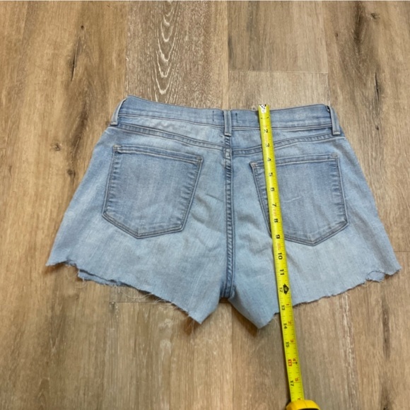 NYJD Cutt Off Shorts Size 6 Jeans Womens Blue Denim Cotton Flat Front Light Blue - Picture 10 of 14